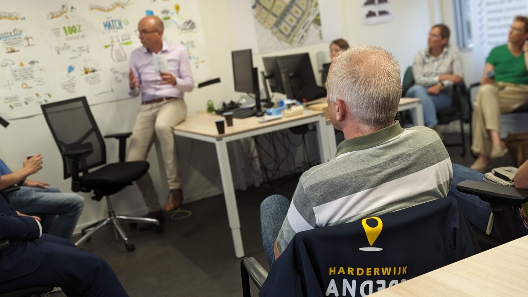 Gert Harderwijk Anders luister naar spreker